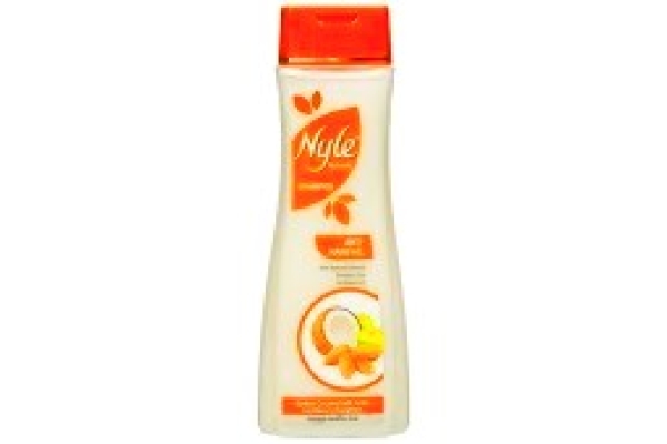 Шампунь  Защита от выпадения волос с миналём, амла и кокосовым молоком Nyle Naturals Hairfall Defence Shampoo